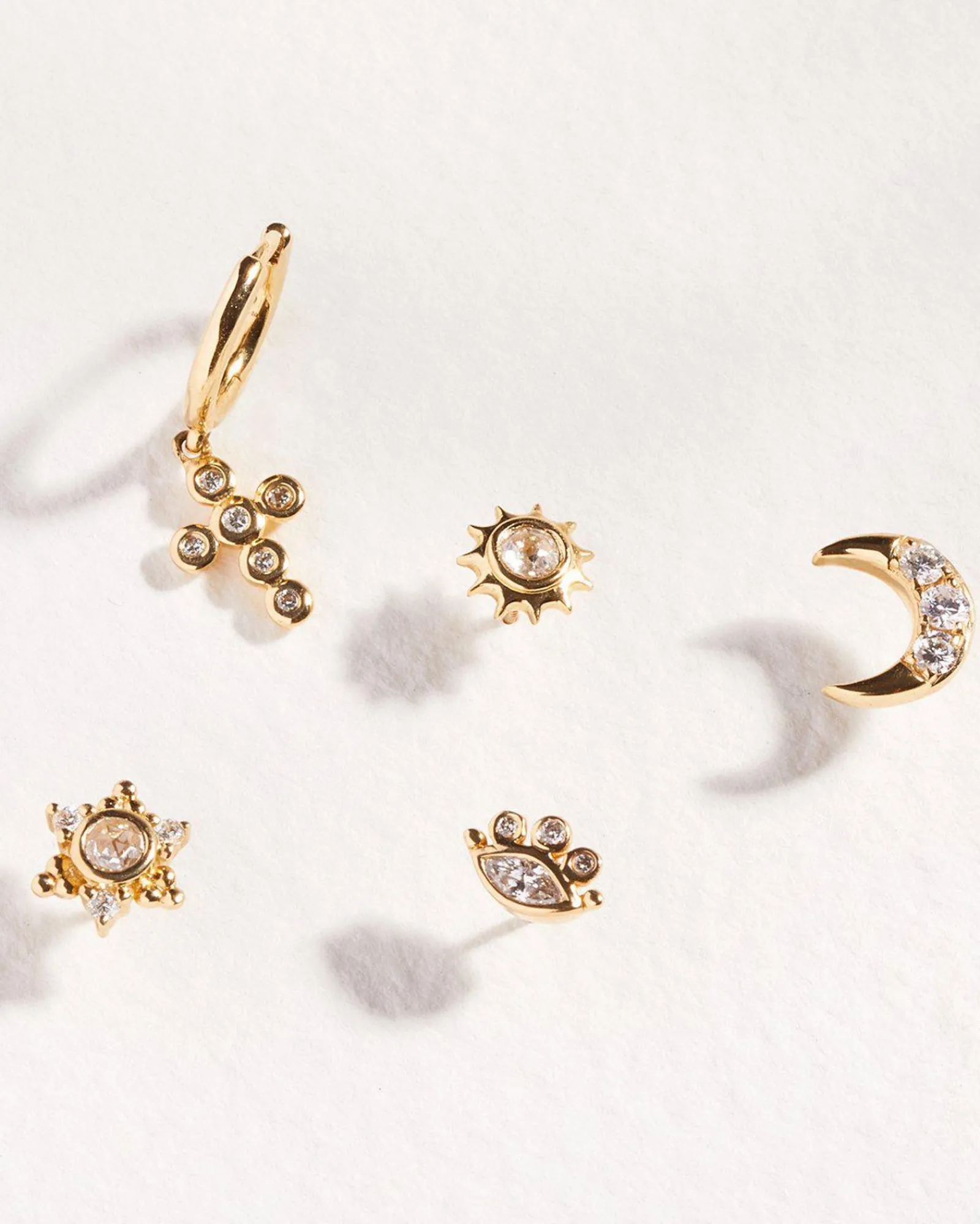 Pamela Love Piercing Jewelry|Cross Cluster Huggie