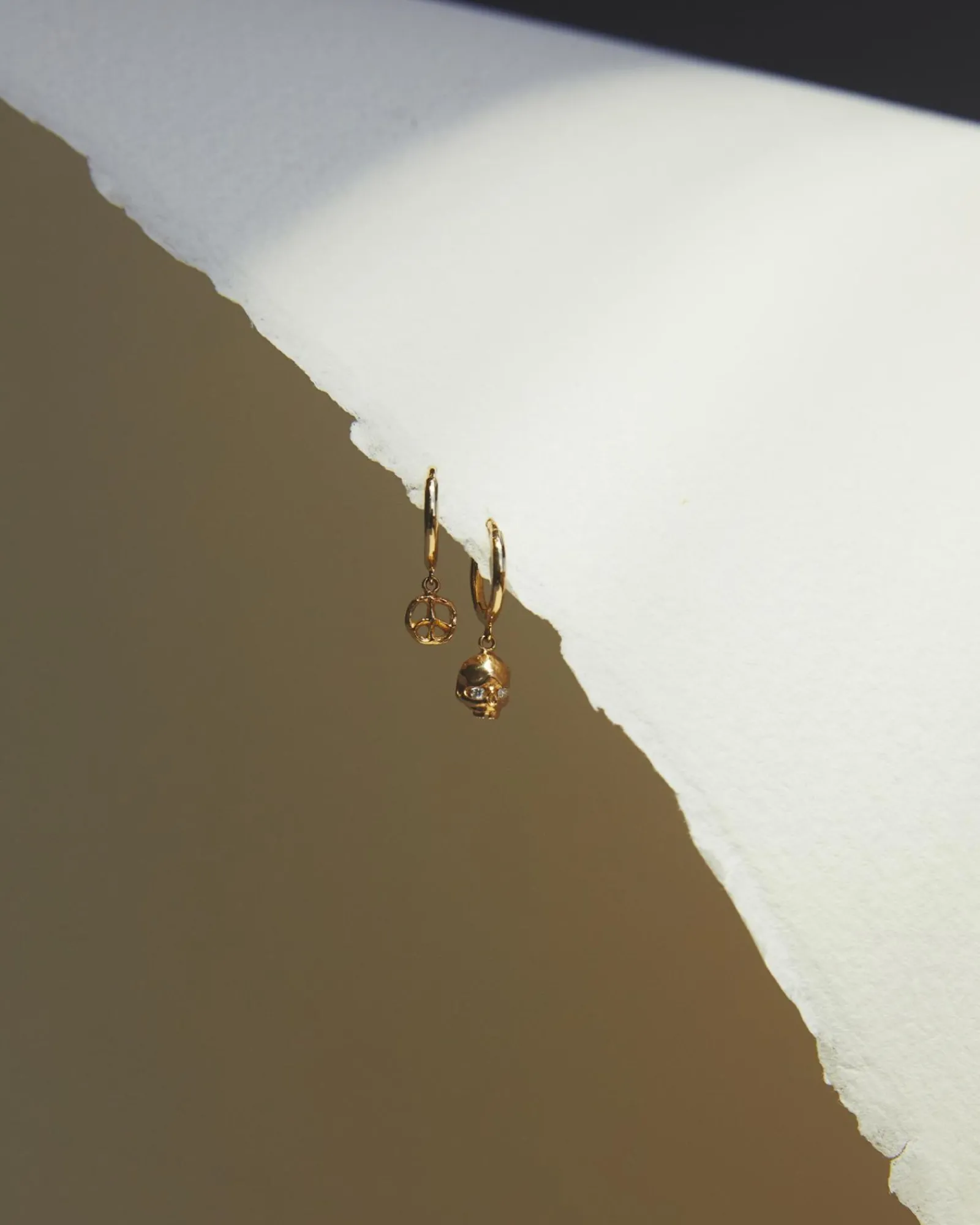 Pamela Love Piercing Jewelry|Memento Mori Huggie